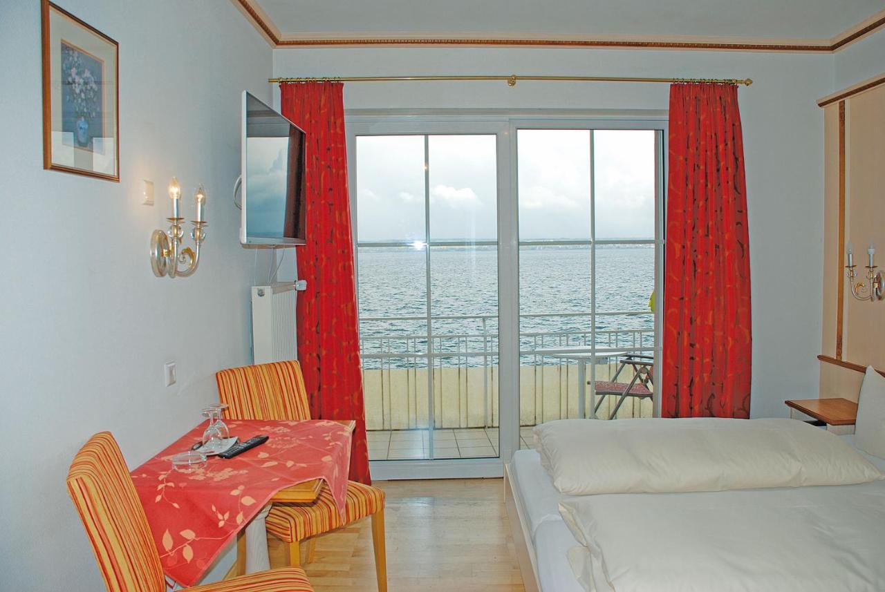 Seehotel Zur Muenz เมียร์สบวร์ก ภายนอก รูปภาพ