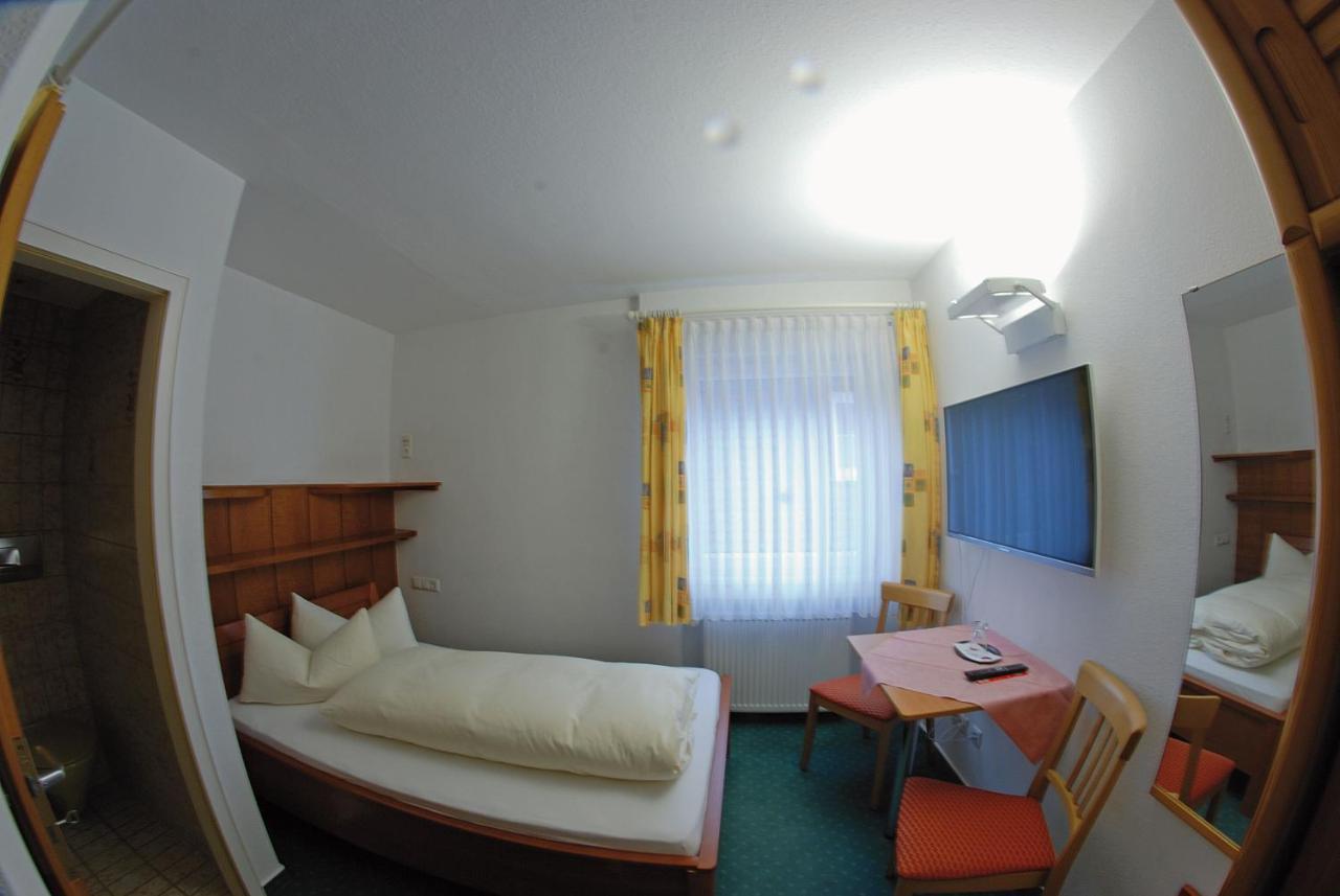 Seehotel Zur Muenz เมียร์สบวร์ก ภายนอก รูปภาพ