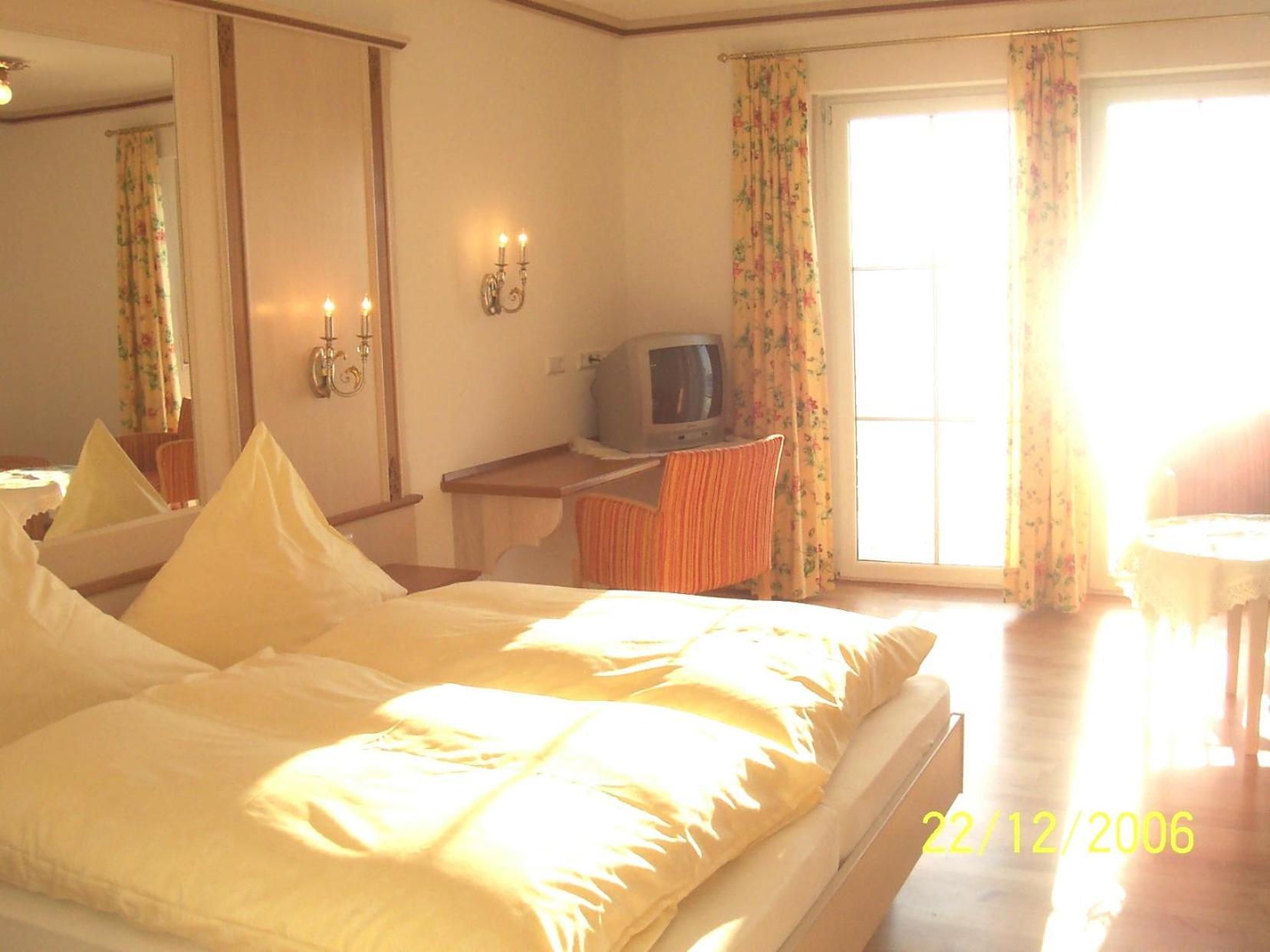Seehotel Zur Muenz เมียร์สบวร์ก ภายนอก รูปภาพ